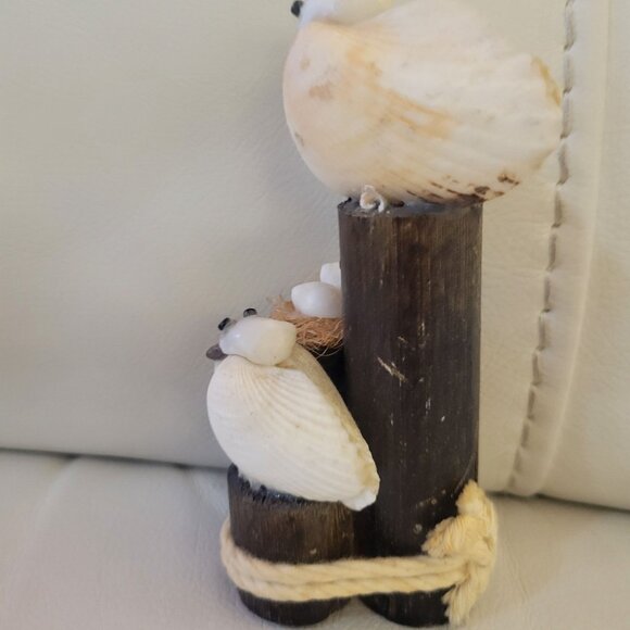 Handcrafted Seashell Pelican Seagull Family Figurine Pier Unique Nautical Decor - Picture 5 of 16
